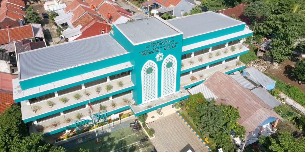 pesantren madinatul quran